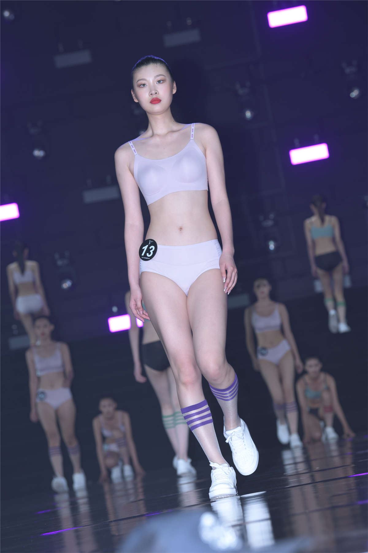 114611-54gc5f5hmer.jpg