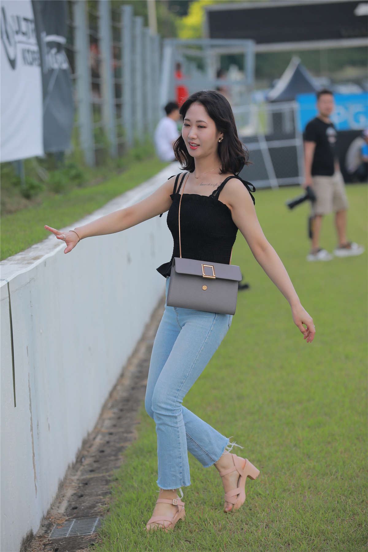 98293-i2ixzhpd03x.jpg
