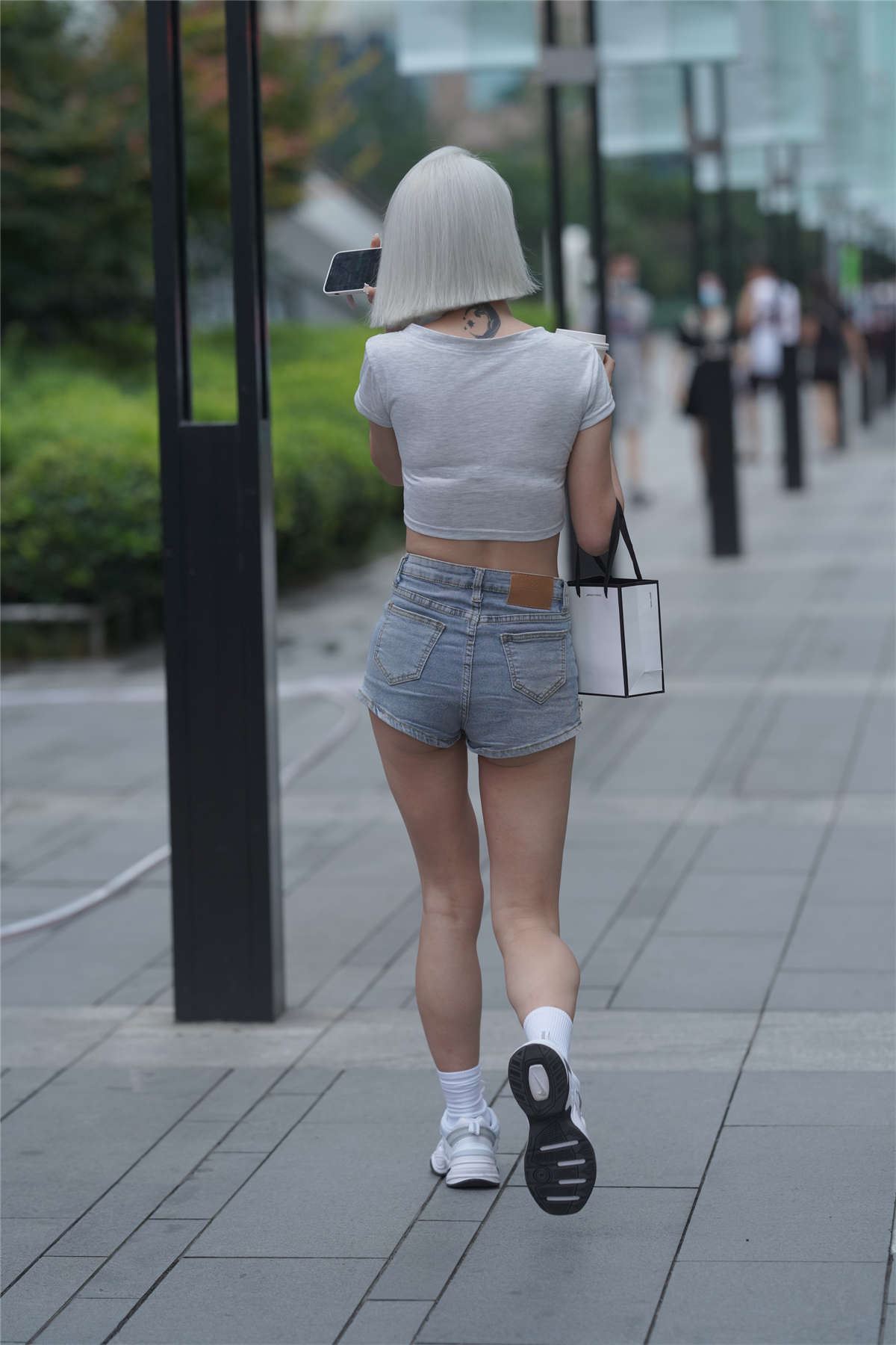 98219-k1juml4m3aw.jpg