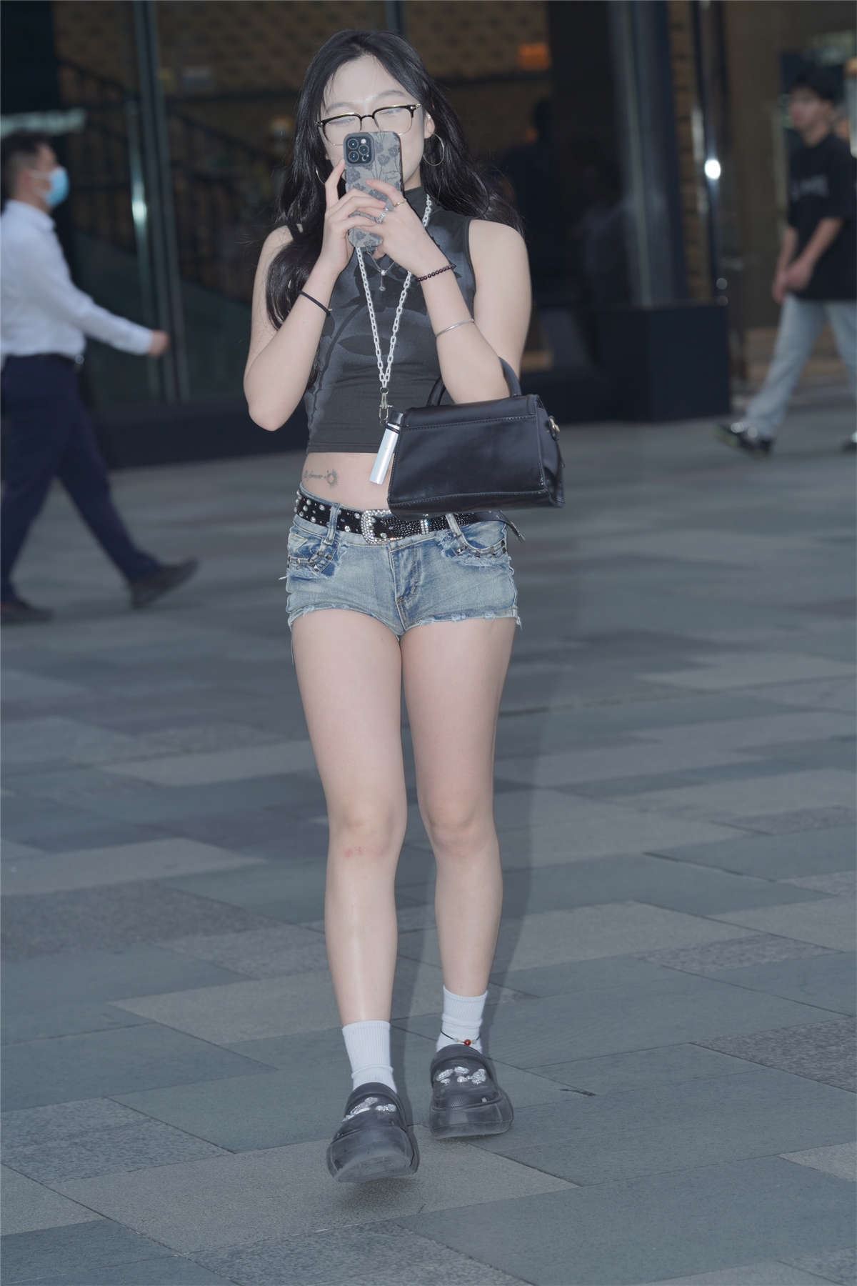 114846-iiytwk0e3a0.jpg