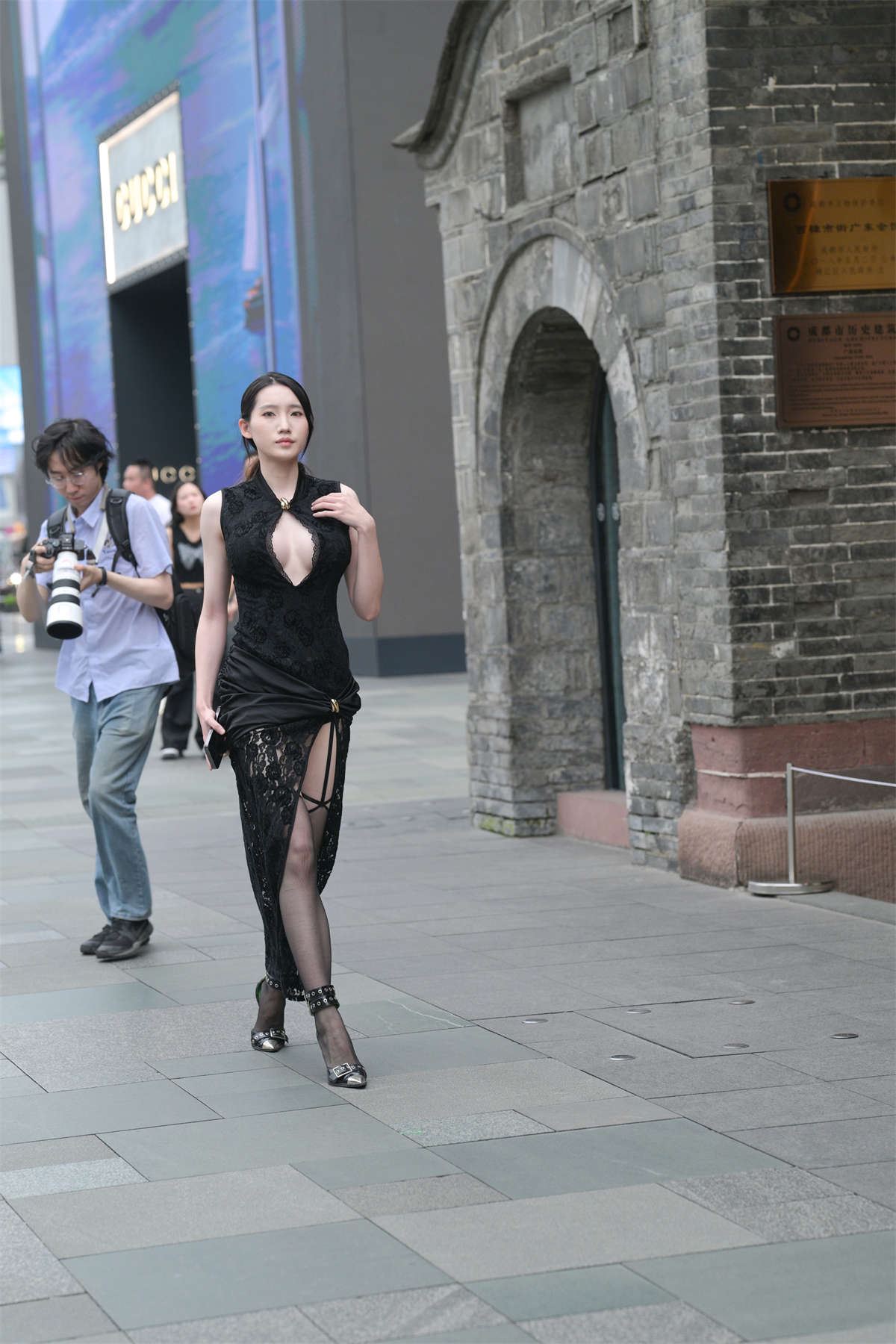 115182-qin2ok1vb2d.jpg