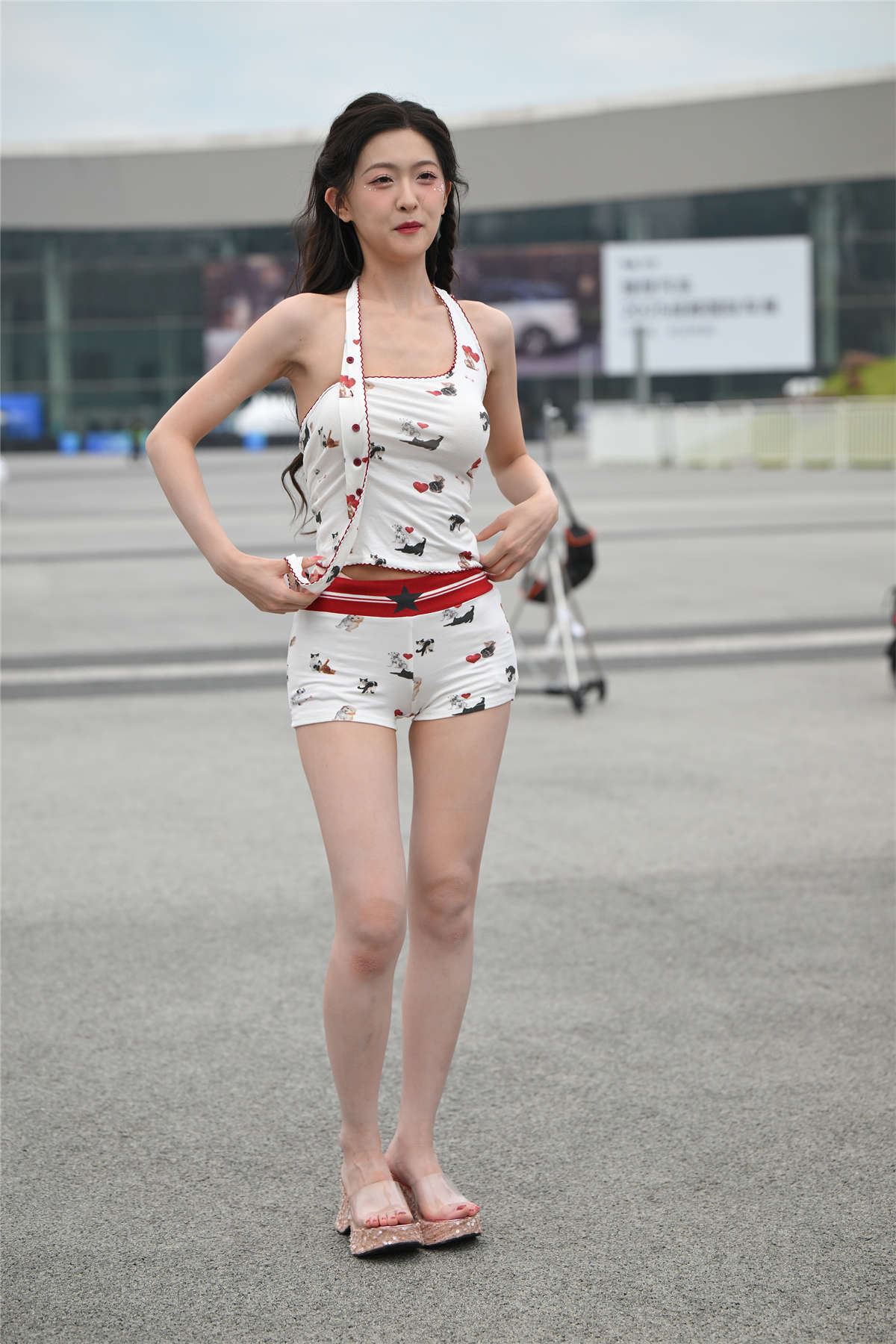 115566-it400d55lhn.jpg