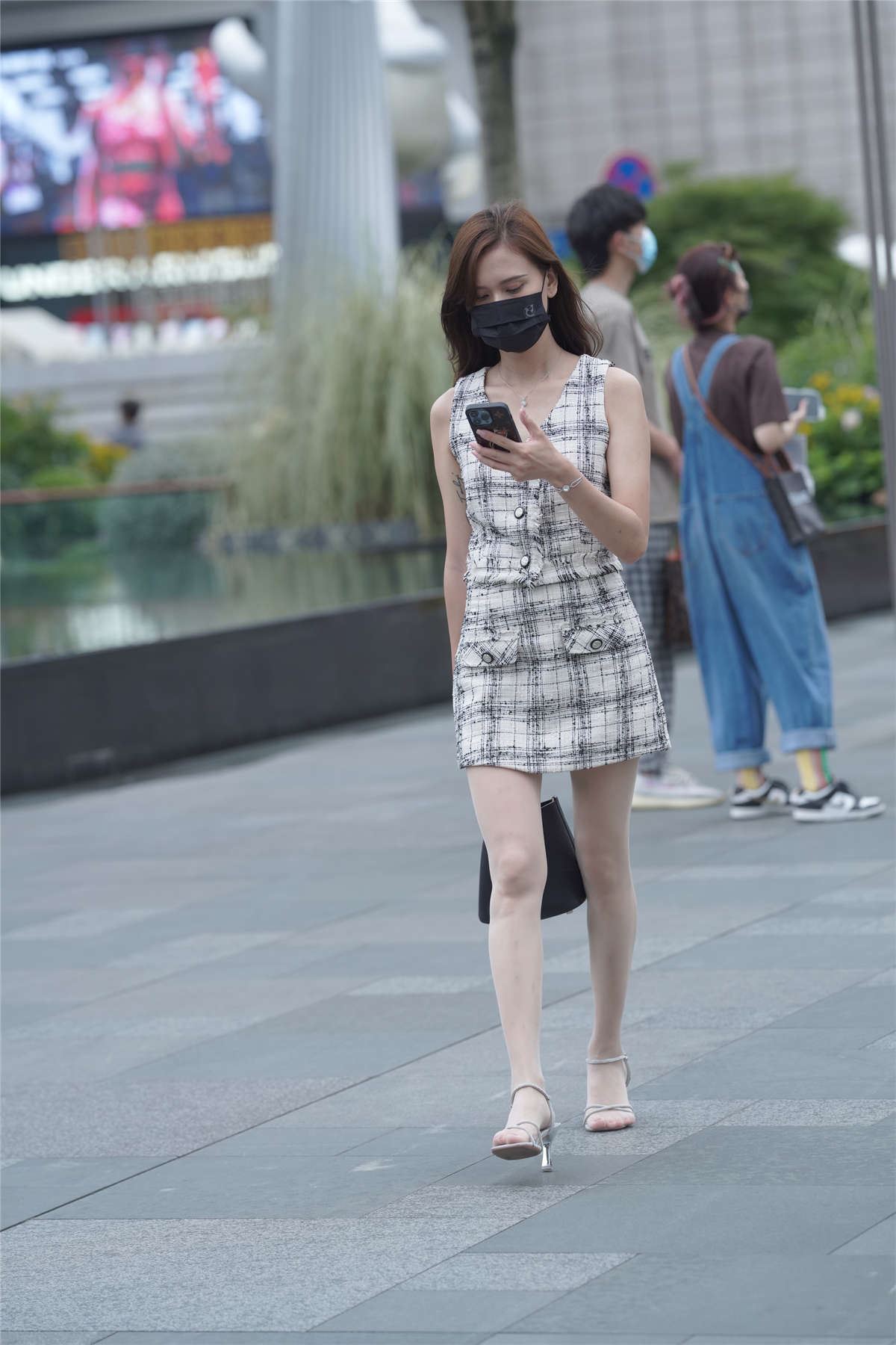 73335-gtrwqdmtos1.jpg