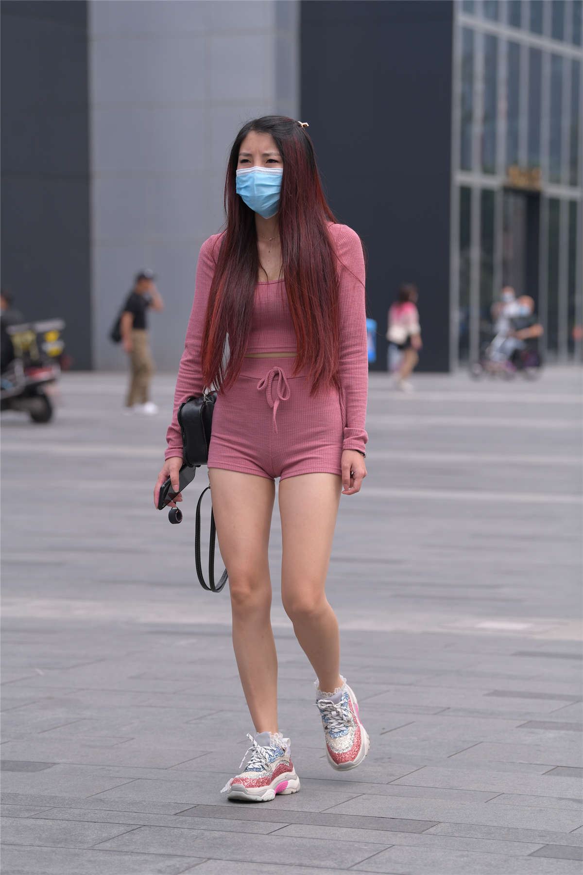 73279-li2qob44y2c.jpg