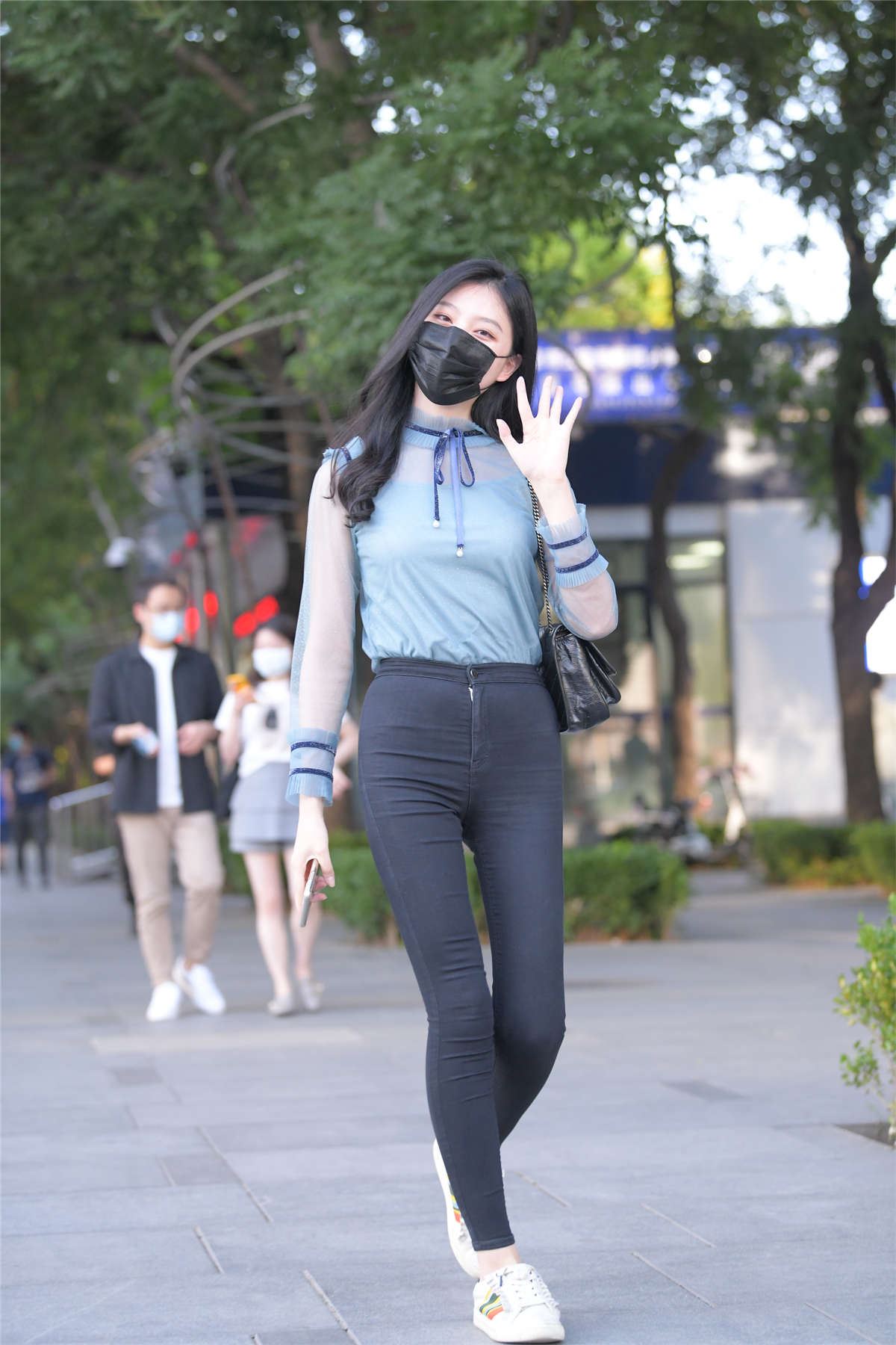73215-ukwdpmchn1r.jpg