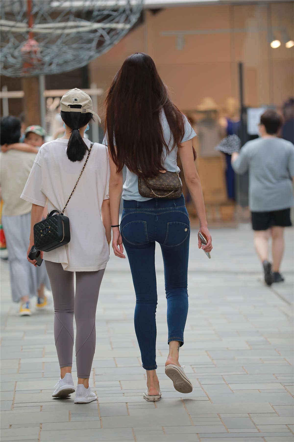 72168-laduwnxunpb.jpg