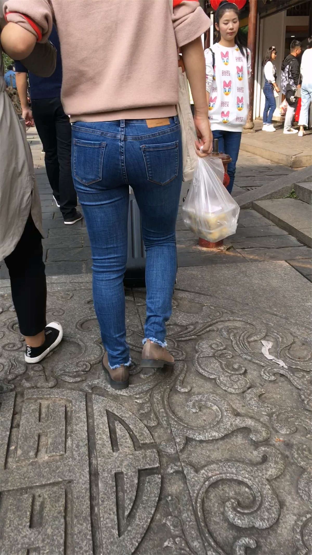 86209-rfoqtezllzz.jpg