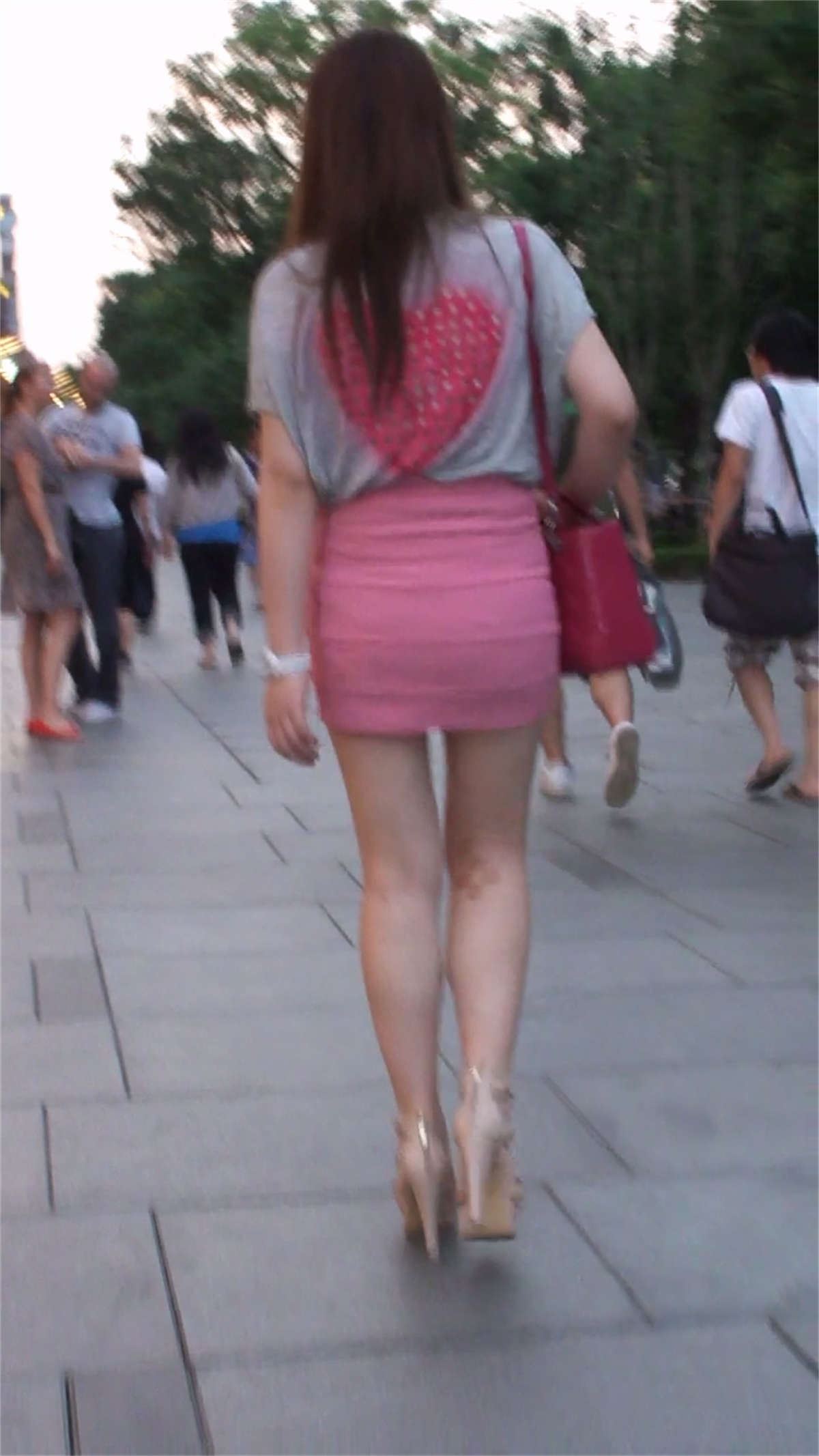 87137-sgqzoxwiiv1.jpg