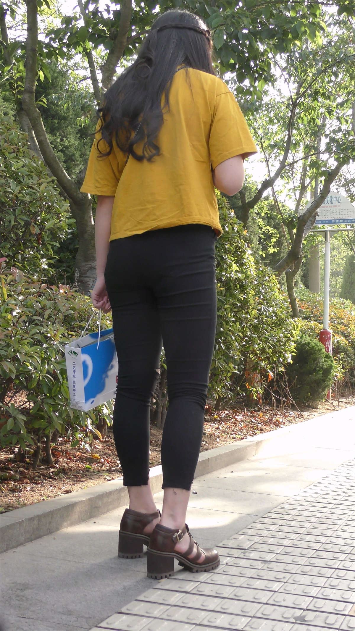 85749-ydckwvtihdb.jpg