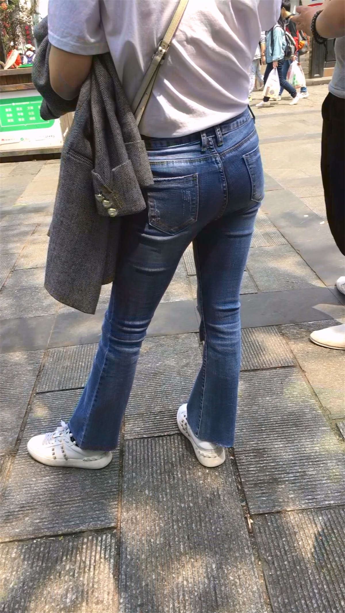 84926-0uihnbhpppj.jpg