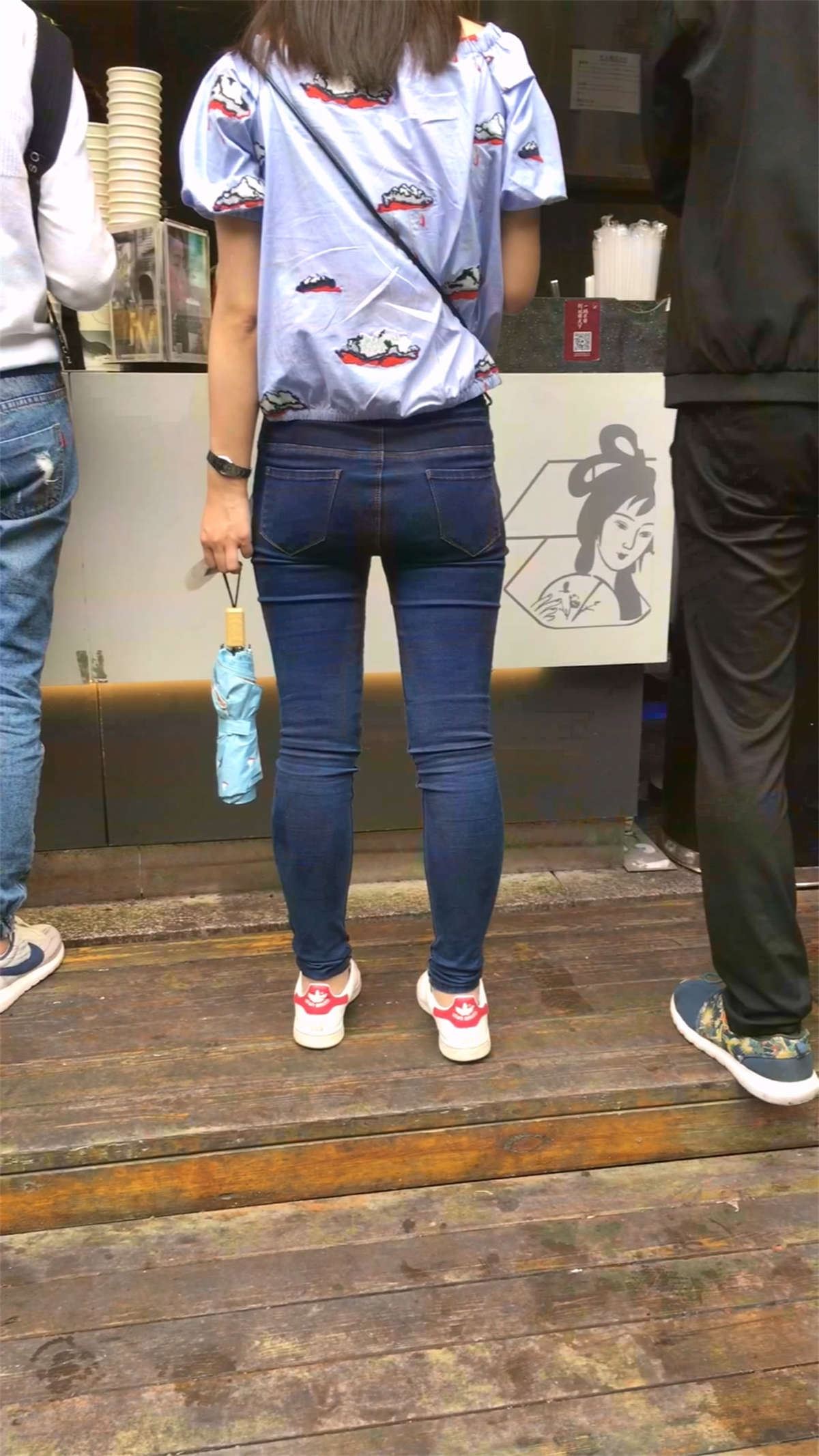 84862-mfkibognnzi.jpg