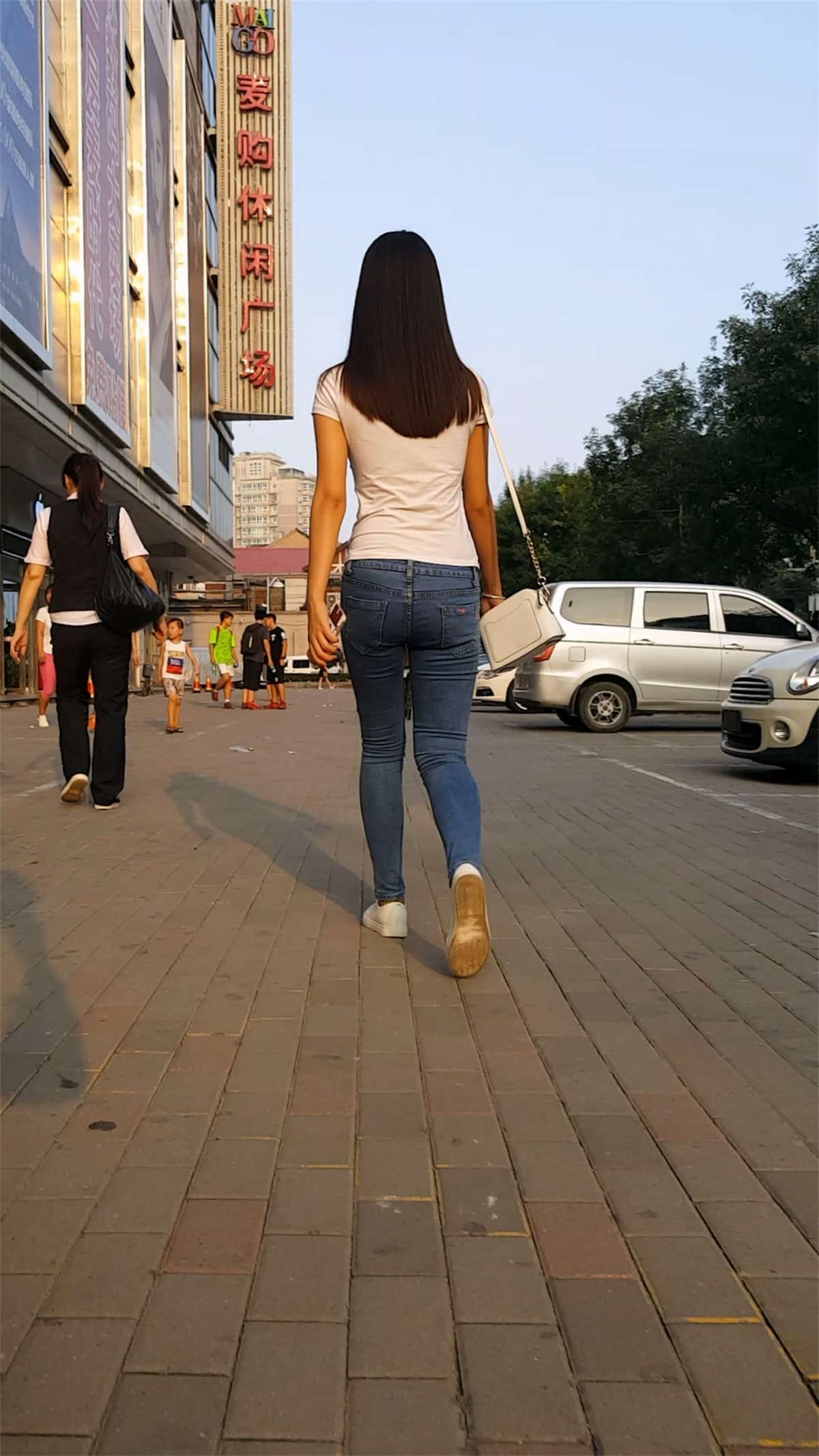 95122-1g2snqwbmy5.jpg