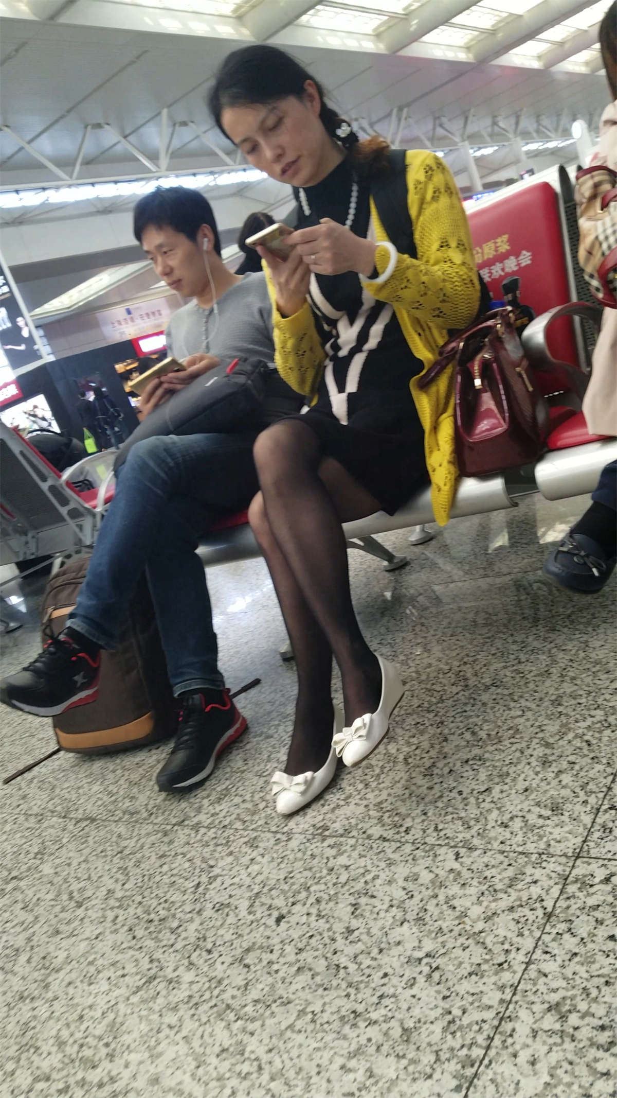 36526-zyiulcdubin.jpg