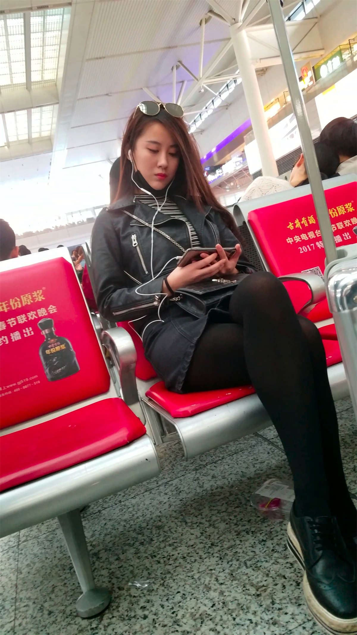 36558-js4ududfdod.jpg