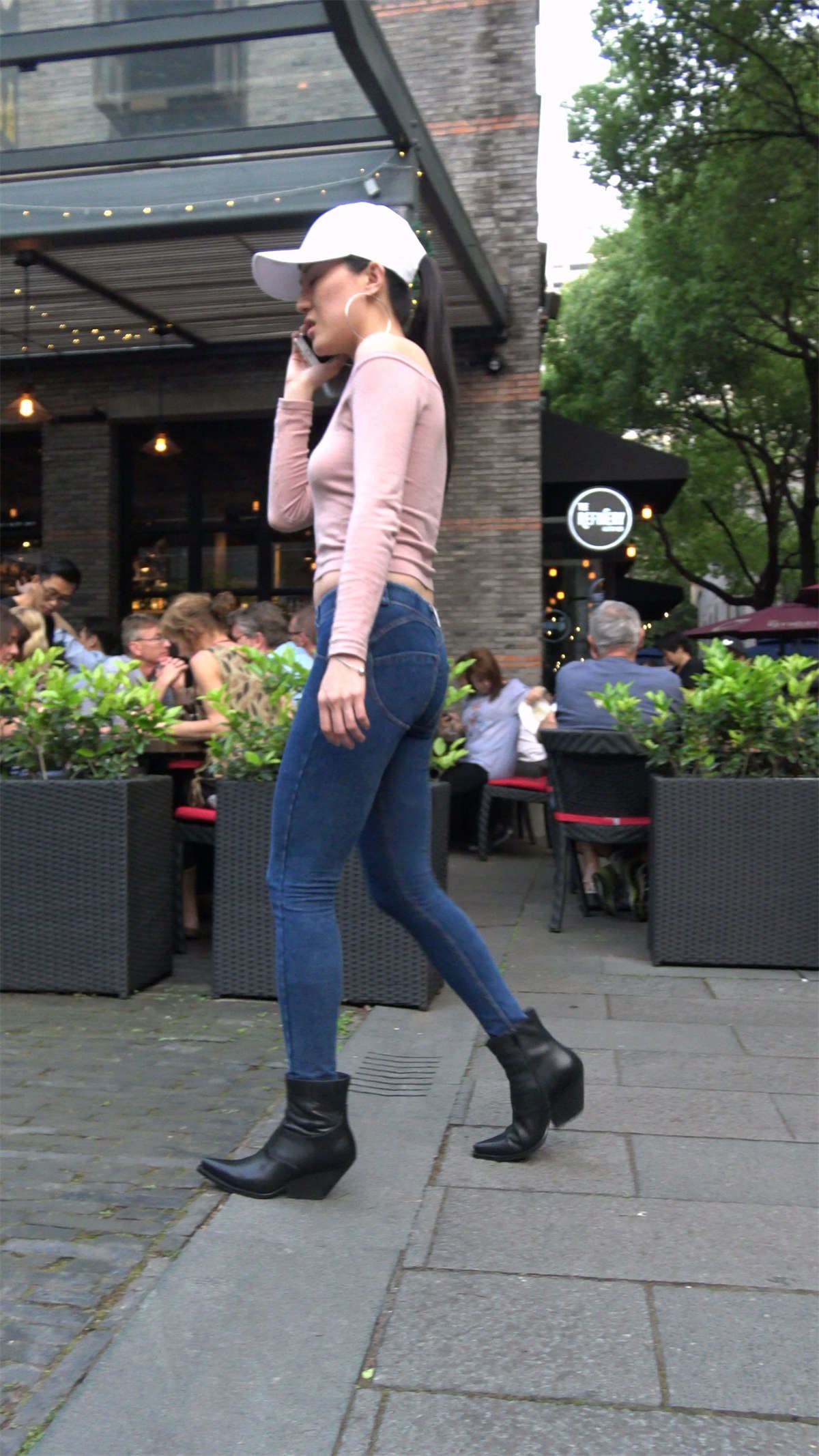 82140-uzvkq0kld33.jpg