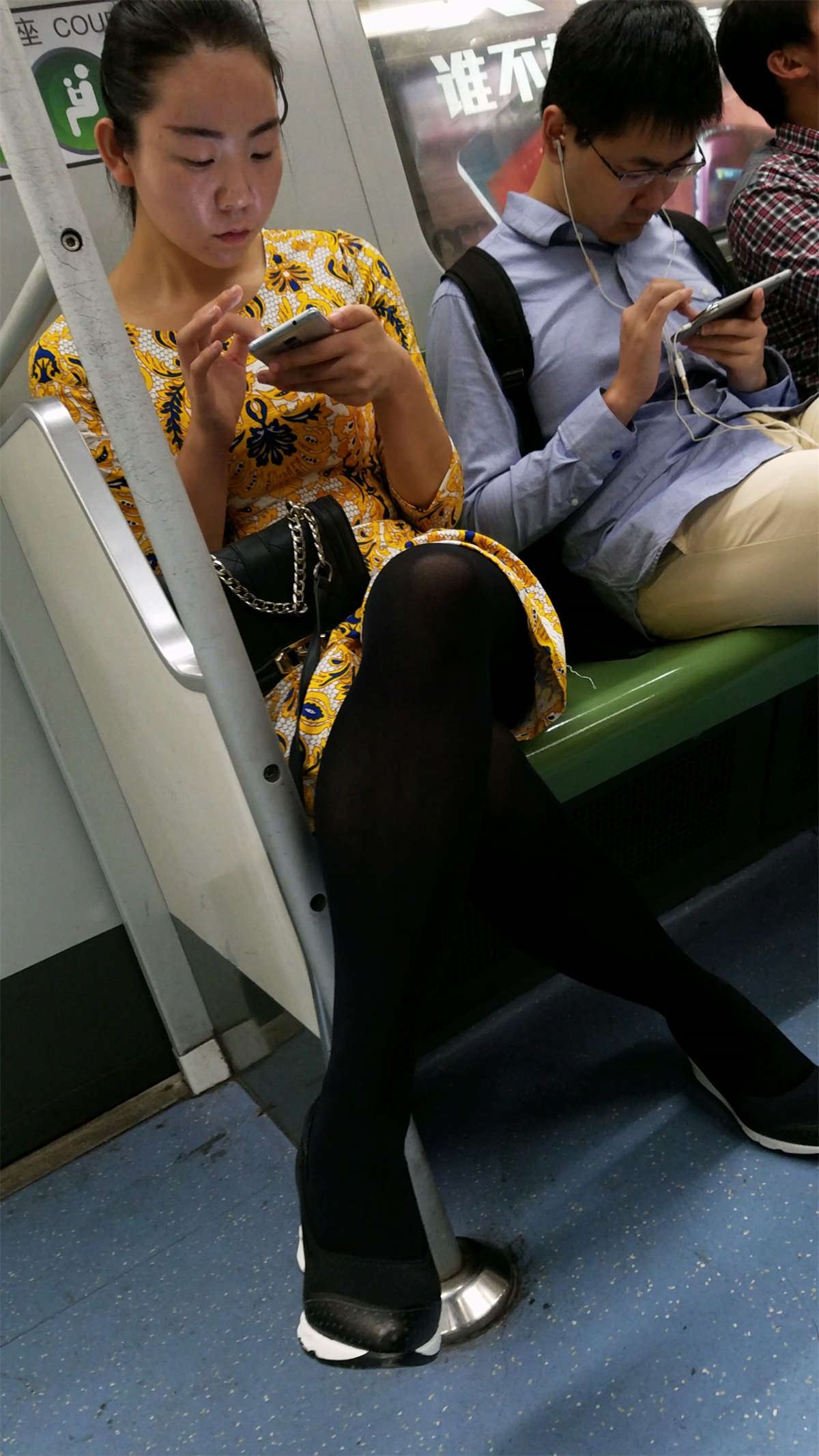 85393-4clbicctp5f.jpg