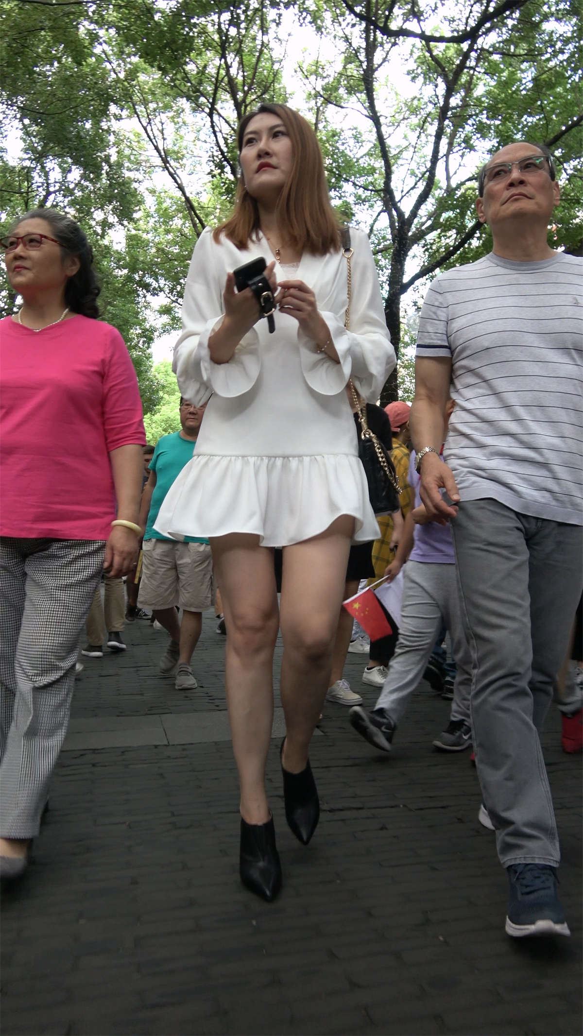 95637-yltovqpv2ae.jpg