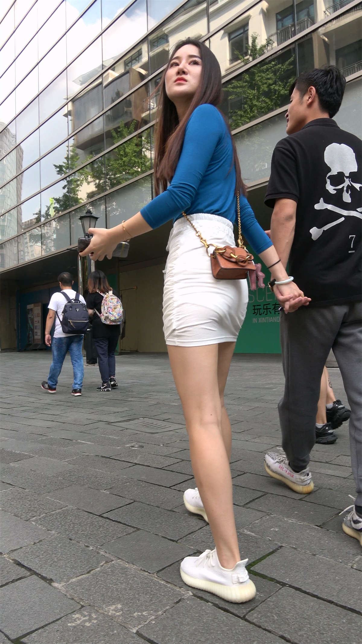95523-vo5cazm1bx1.jpg