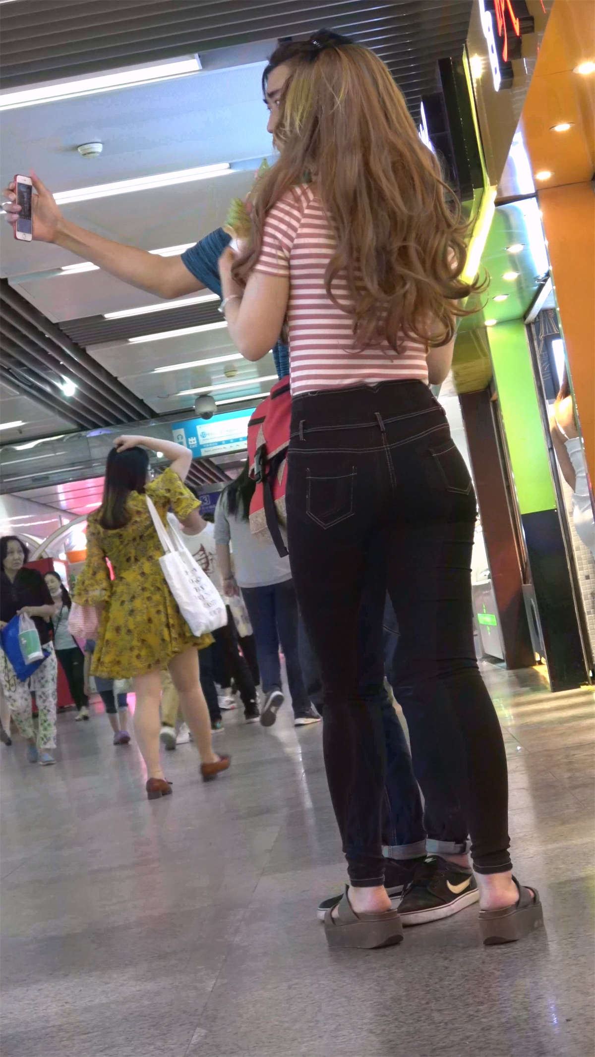 87035-lsi1ikyvvmn.jpg