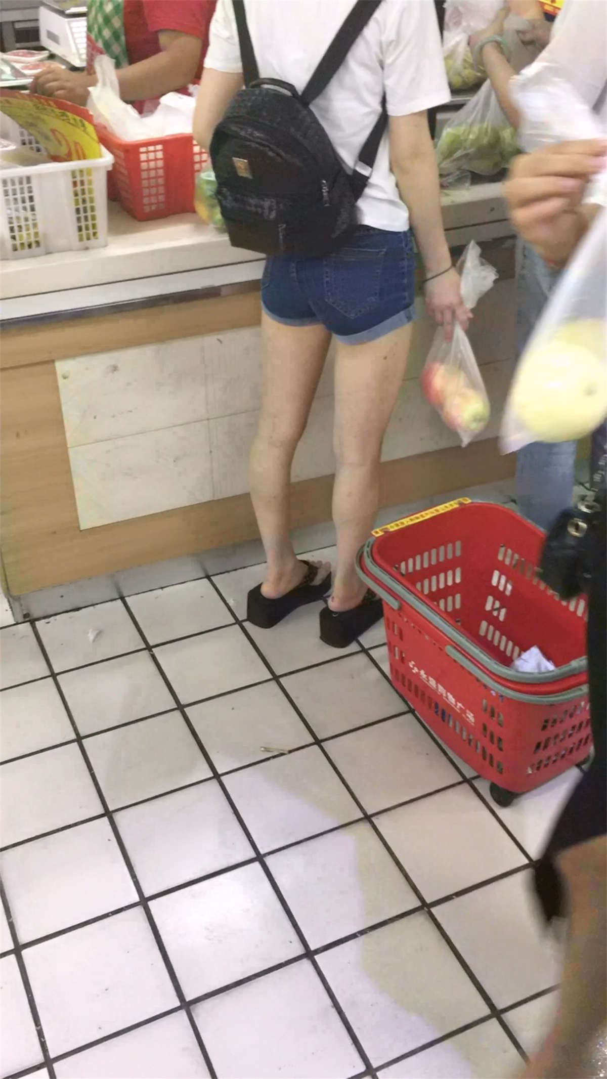 87160-3n03u04hned.jpg