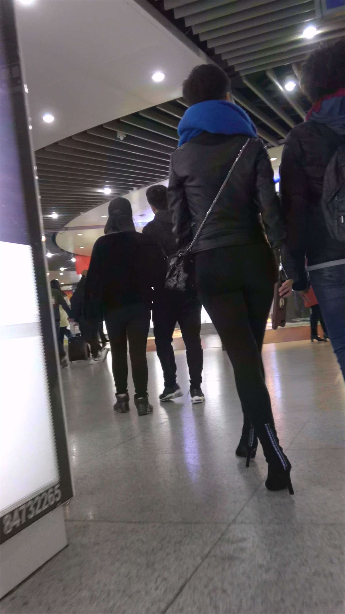 87383-ji3bvwijahi.jpg