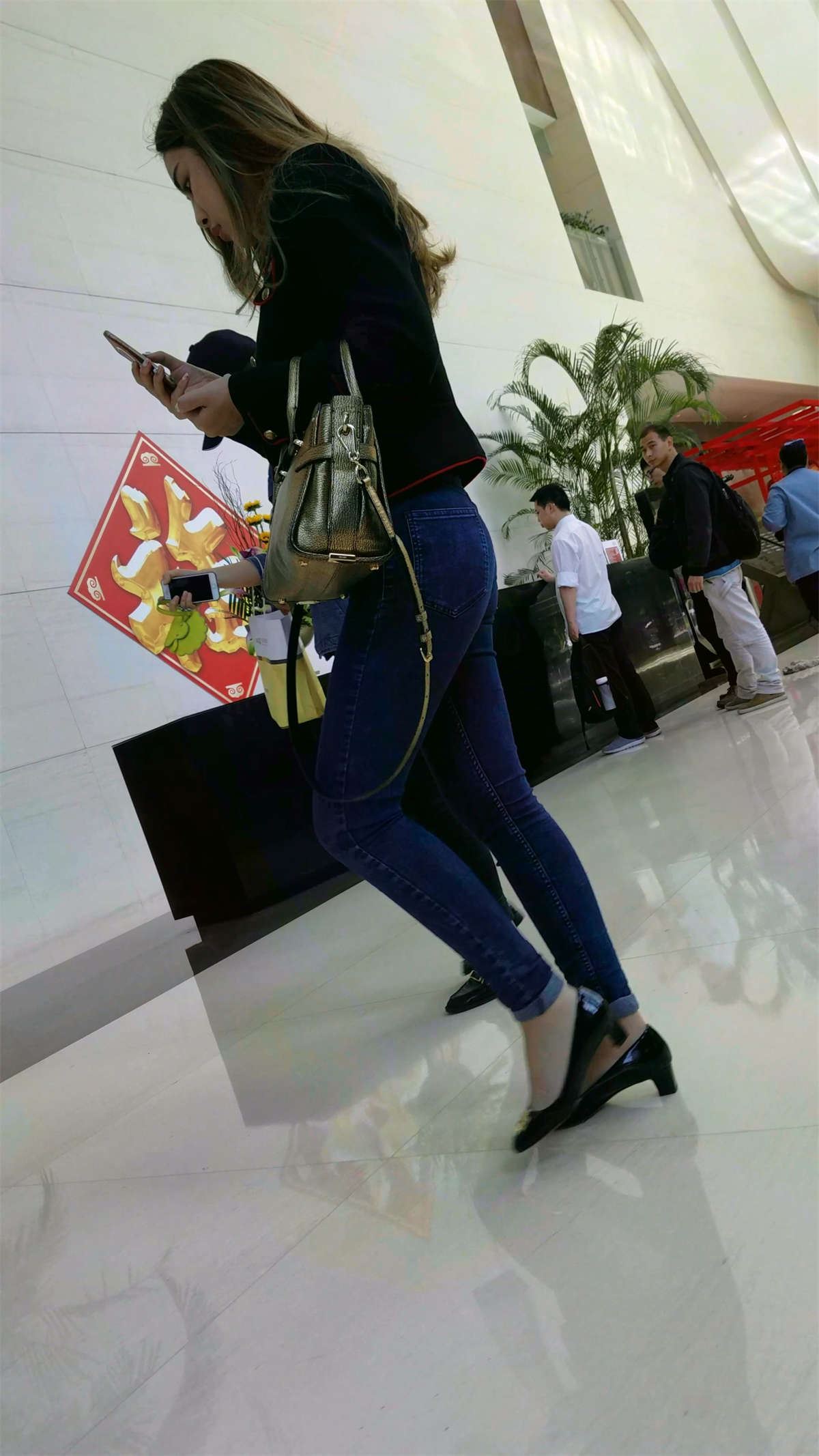 81282-zhwjdxgpq40.jpg