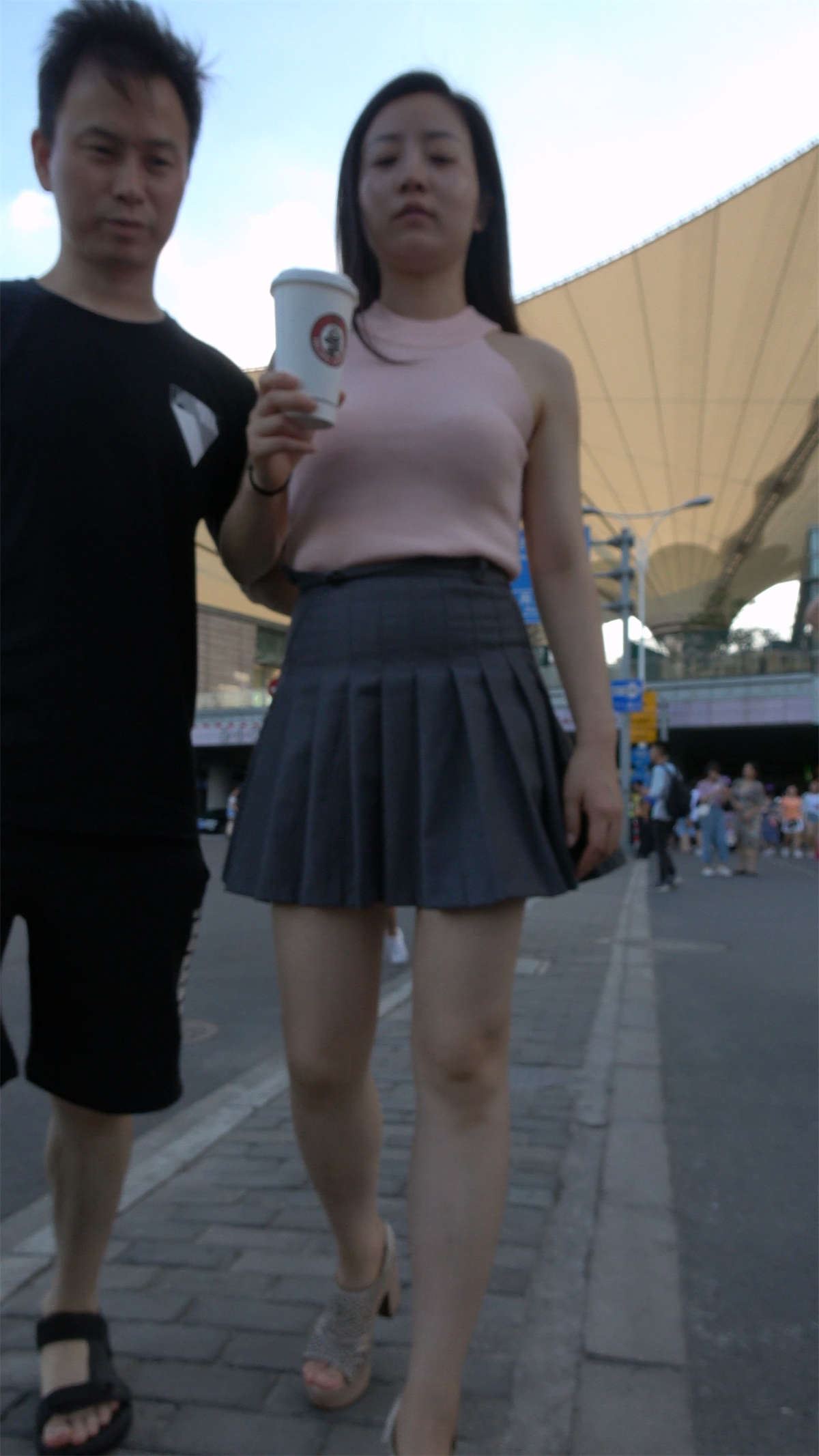 81509-qzr3mfqewxt.jpg