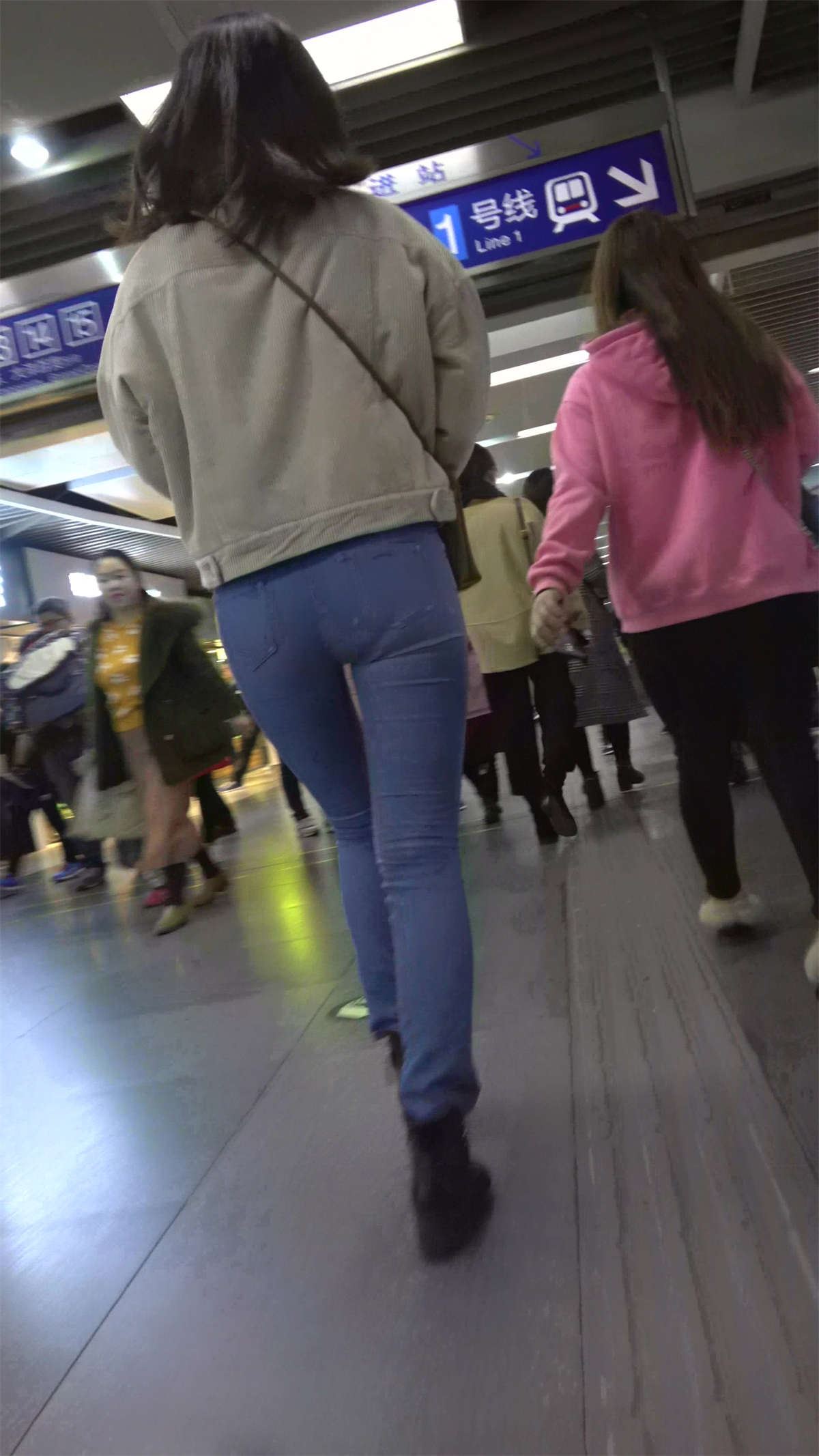 81506-gbkm32l4pnv.jpg