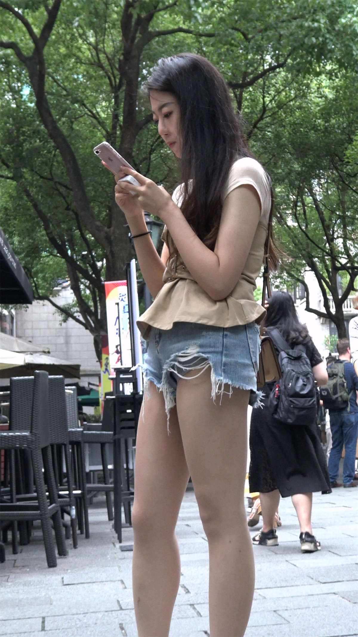 81524-wldtcru2pt1.jpg