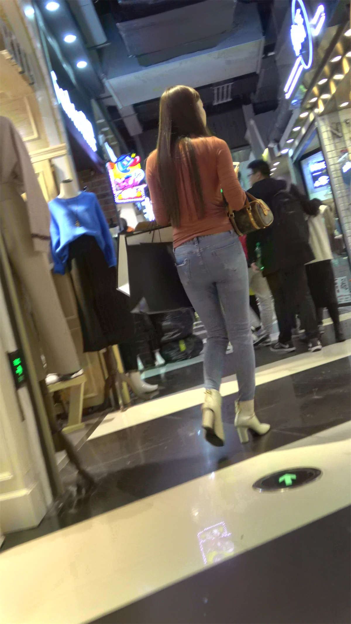 82184-jltfh1uh5mh.jpg