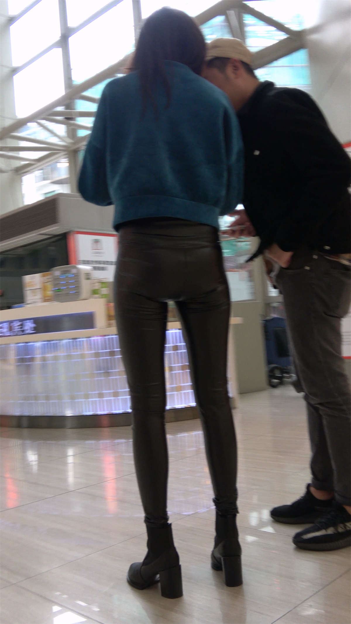 82229-xpzq5she3ua.jpg