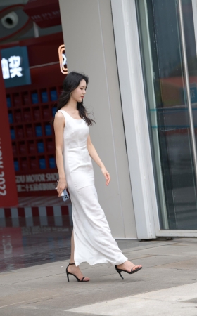 22829-4+98风一样的女子，想娶她吗？