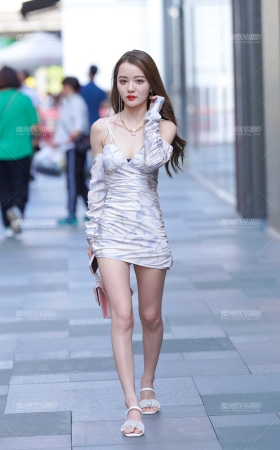 靓丽包臀裙女孩 [32P]
