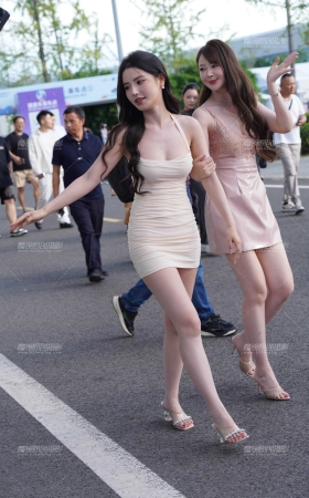 白皙 [10P]