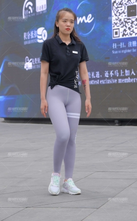 搭讪瑜伽教练 [18P]