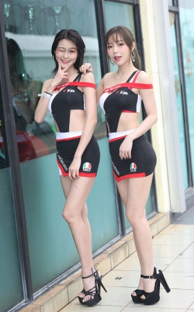 靓丽套装裙