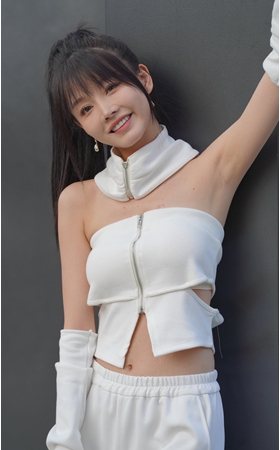 俏皮小美女(101P)