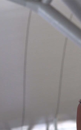 候车室里的极品美女