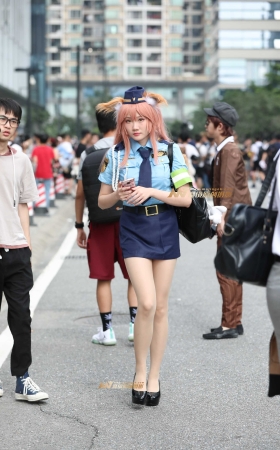 [辉辉赛贴]超薄肉丝美腿狐狸女警 [21P]