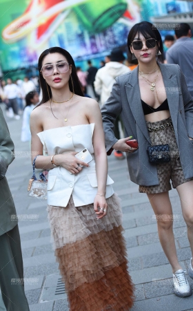 西装配比基尼上装 [16P]