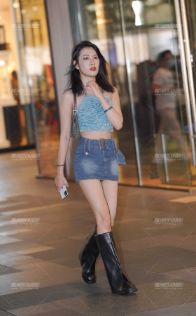 牛仔短裙 [21P]