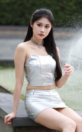 银色皮裙 [146P-1.00GB]