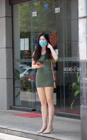 【牛男街拍】一个人的周末 【图片➕视频】<font color=red> [10P]</font>