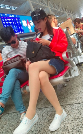 肉丝美脚靓妹