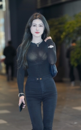 隐隐约约魅力黑