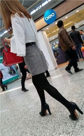 4k超清，跟拍超极品高跟鞋黑丝性感好身材女神