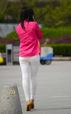 清秀的白裤小妹----（12P） [12P]