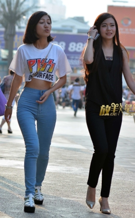 2017-01-22-4,黑裤，牛仔 [12P]