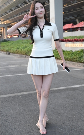 白色短裙美女(105P)