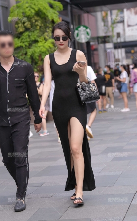 韵味的开叉长裙 [17P]